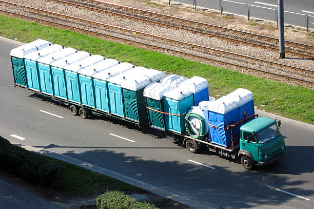 Best Luxury portable toilet rental  in Brookfield Center, OH